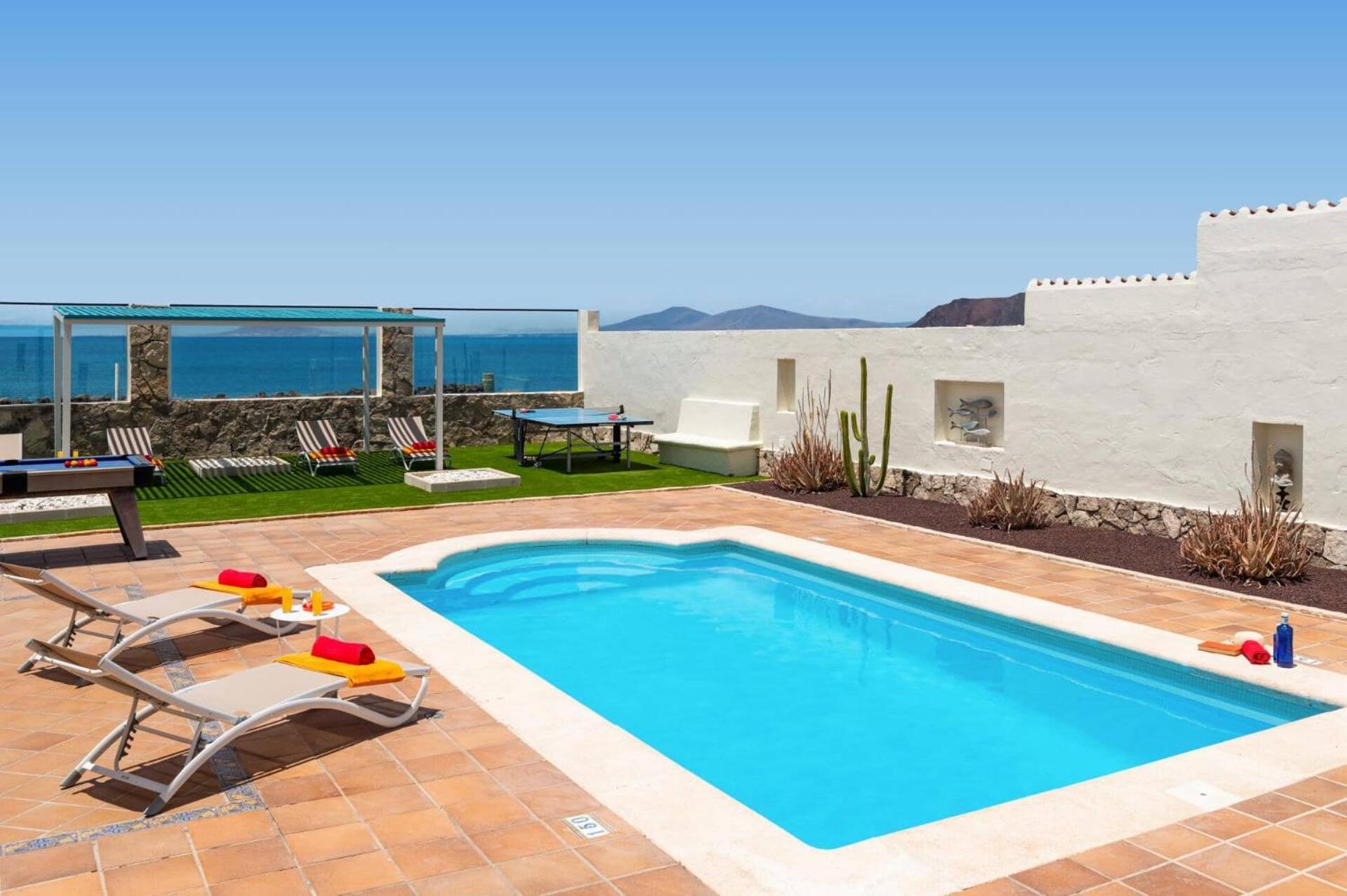 Villa Lobos By Villa Plus La Oliva Exterior photo